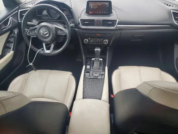 3MZBN1M36HM146946 2017 MAZDA 3 - Image 8
