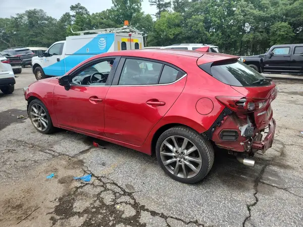 3MZBN1M36JM201966 2018 MAZDA 3 - Image 2
