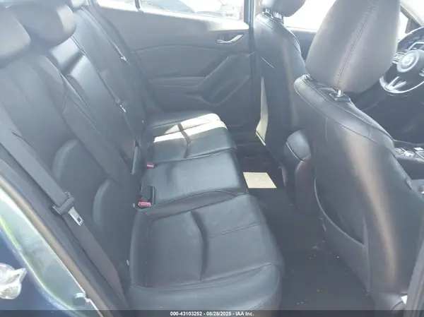 3MZBN1M36JM261908 2018 MAZDA 3 - Image 8