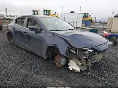 3MZBN1M36JM263822 2018 MAZDA 3
