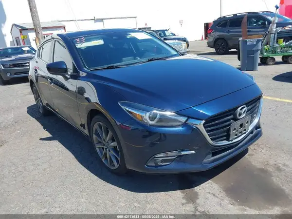 3MZBN1M36JM274951 2018 MAZDA 3 - Image 1