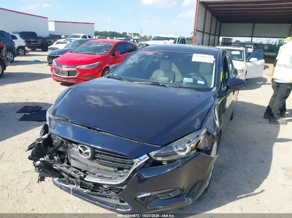 3MZBN1M37HM127435 2017 MAZDA 3 - Image 2