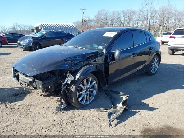 3MZBN1M37HM132554 2017 MAZDA 3 - Image 2