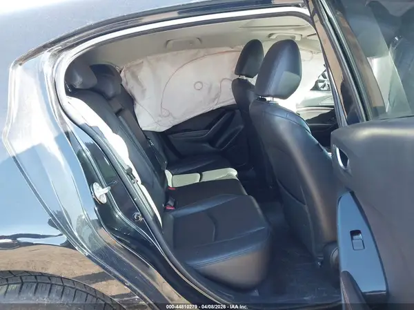 3MZBN1M37HM132554 2017 MAZDA 3 - Image 8