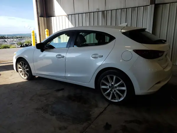 3MZBN1M37HM134045 2017 MAZDA 3 - Image 2