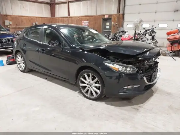 3MZBN1M37HM140377 2017 MAZDA 3 - Image 1