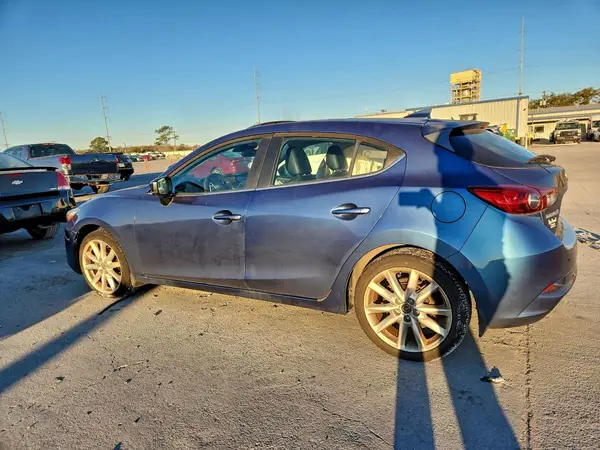 3MZBN1M37HM143585 2017 MAZDA 3 - Image 2