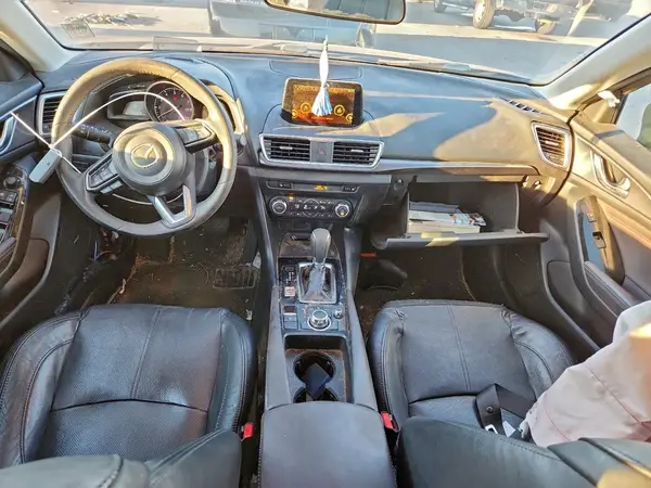 3MZBN1M37HM143585 2017 MAZDA 3 - Image 8