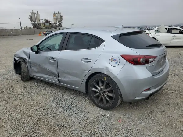 3MZBN1M37JM166208 2018 MAZDA 3 - Image 2