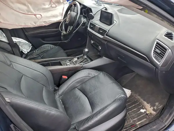 3MZBN1M37JM174955 2018 MAZDA 3 - Image 8