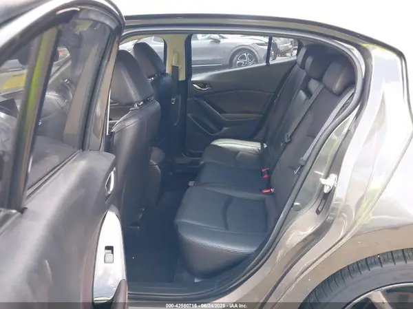3MZBN1M37JM176835 2018 MAZDA 3 - Image 8
