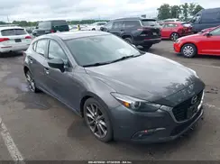 3MZBN1M37JM215682 2018 MAZDA 3