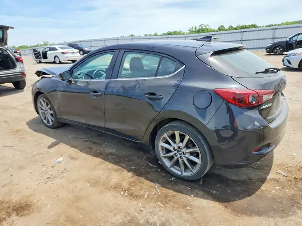3MZBN1M37JM225449 2018 MAZDA 3 - Image 2