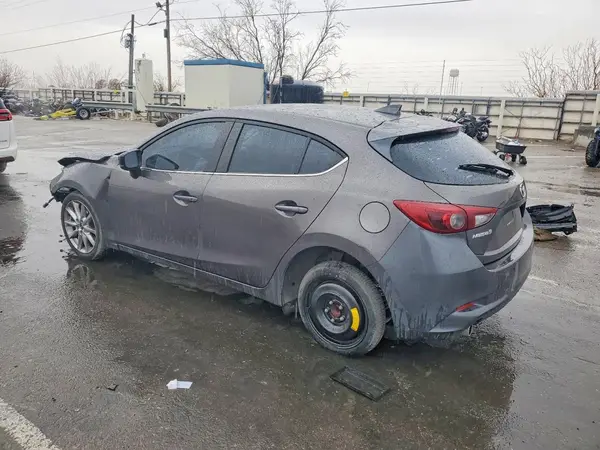 3MZBN1M37JM230957 2018 MAZDA 3 - Image 2