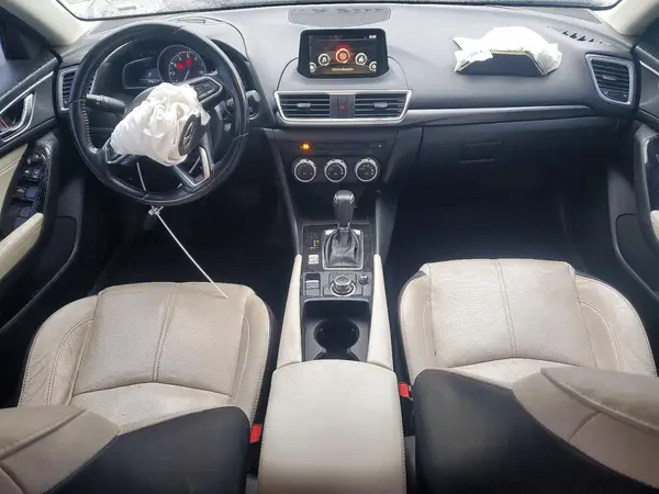 3MZBN1M37JM230957 2018 MAZDA 3 - Image 8