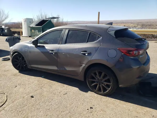 3MZBN1M37JM256622 2018 MAZDA 3 - Image 2