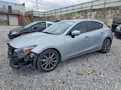 3MZBN1M37JM263358 2018 MAZDA 3