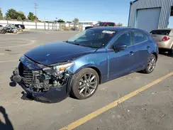 3MZBN1M37JM270827 2018 MAZDA 3