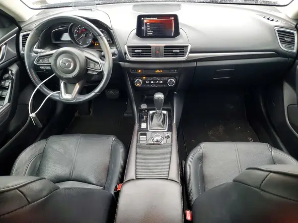 3MZBN1M37JM273064 2018 MAZDA 3 - Image 8
