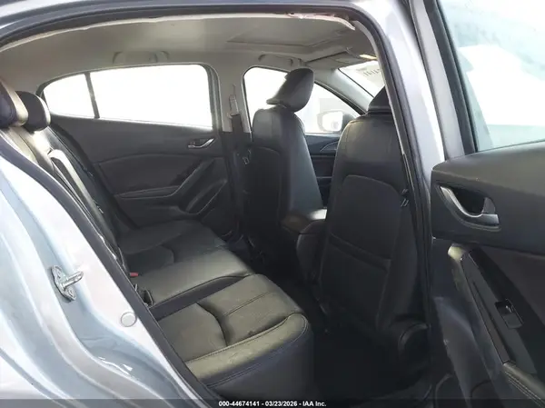 3MZBN1M38HM146608 2017 MAZDA 3 - Image 8