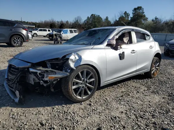 3MZBN1M38JM170526 2018 MAZDA 3 - Image 1