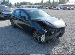 3MZBN1M38JM173555 2018 MAZDA 3