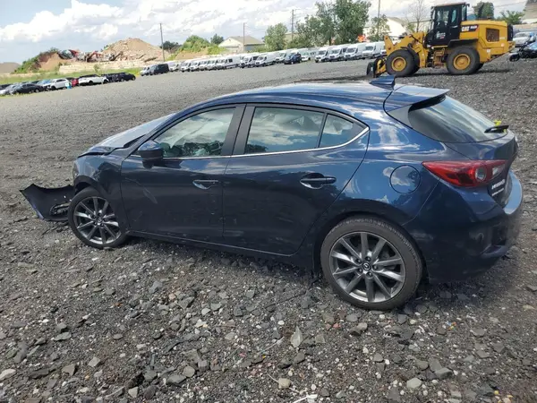 3MZBN1M38JM223788 2018 MAZDA 3 - Image 2