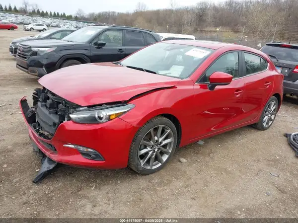 3MZBN1M38JM240073 2018 MAZDA 3 - Image 2