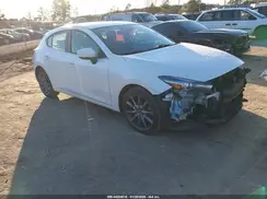 3MZBN1M38JM261652 2018 MAZDA 3