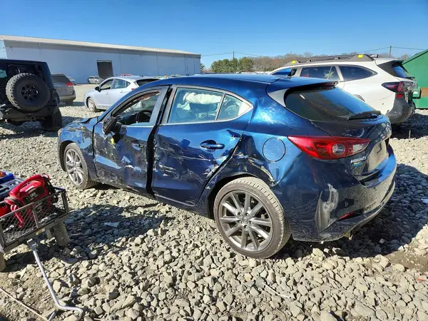 3MZBN1M38JM270108 2018 MAZDA 3 - Image 2