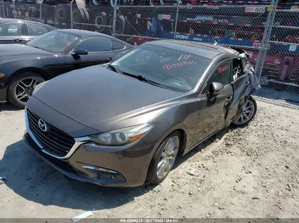 3MZBN1M39HM127811 2017 MAZDA 3 - Image 2