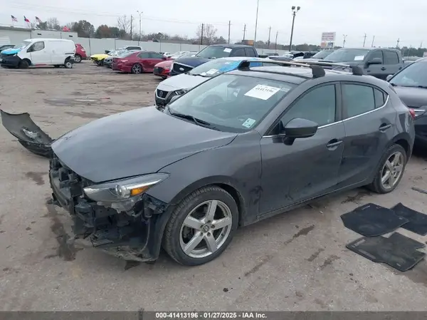 3MZBN1M39JM170132 2018 MAZDA 3 - Image 2