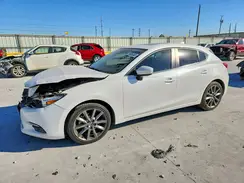 3MZBN1M39JM190333 2018 MAZDA 3