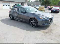 3MZBN1M39JM192552 2018 MAZDA 3