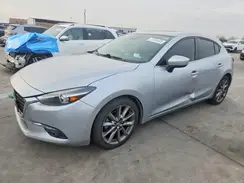3MZBN1M39JM194317 2018 MAZDA 3