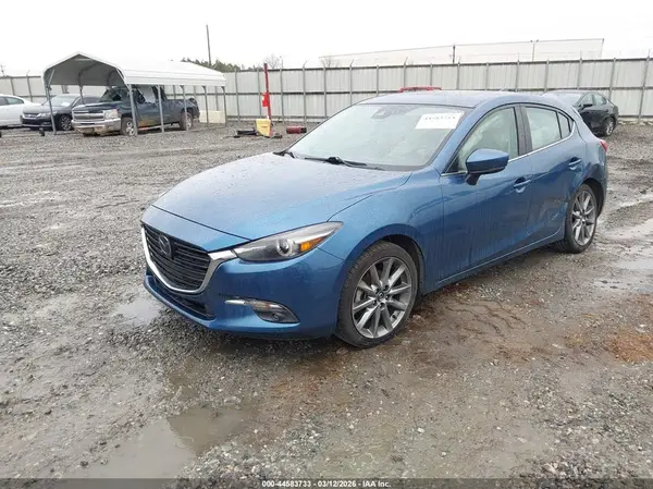 3MZBN1M39JM202044 2018 MAZDA 3 - Image 2