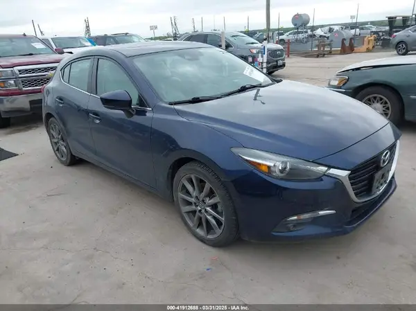 3MZBN1M39JM241295 2018 MAZDA 3 - Image 1
