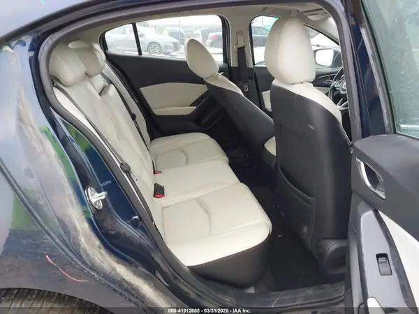 3MZBN1M39JM241295 2018 MAZDA 3 - Image 8