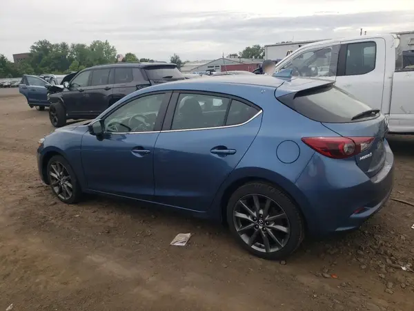 3MZBN1M39JM260137 2018 MAZDA 3 - Image 2
