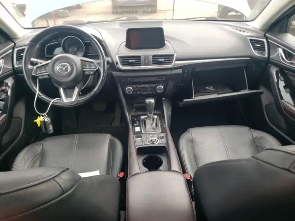 3MZBN1M39JM260137 2018 MAZDA 3 - Image 8