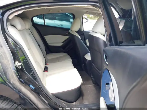 3MZBN1M3XHM131236 2017 MAZDA 3 - Image 8