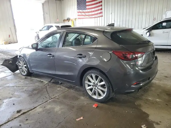 3MZBN1M3XHM135528 2017 MAZDA 3 - Image 2