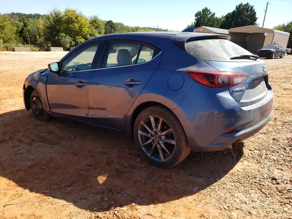 3MZBN1M3XJM161262 2018 MAZDA 3 - Image 2