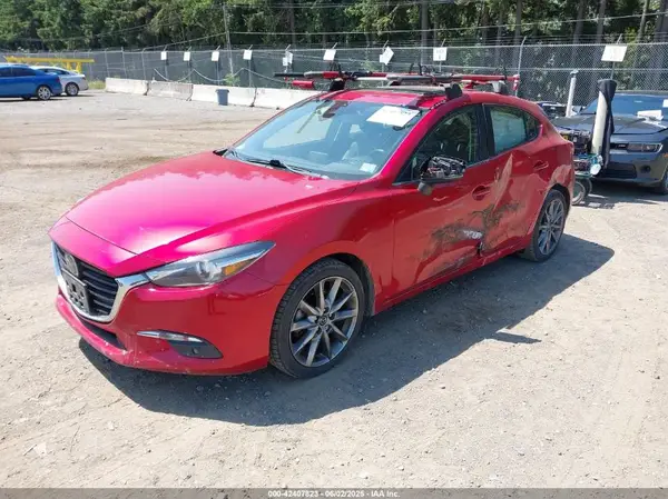 3MZBN1M3XJM172875 2018 MAZDA 3 - Image 2
