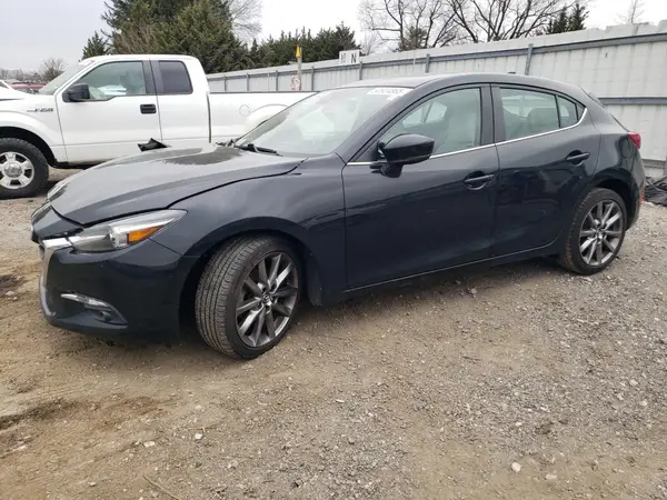 3MZBN1M3XJM175193 2018 MAZDA 3 - Image 1