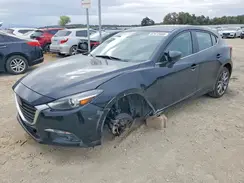 3MZBN1M3XJM192818 2018 MAZDA 3