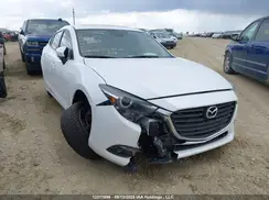 3MZBN1M3XJM201355 2018 MAZDA 3