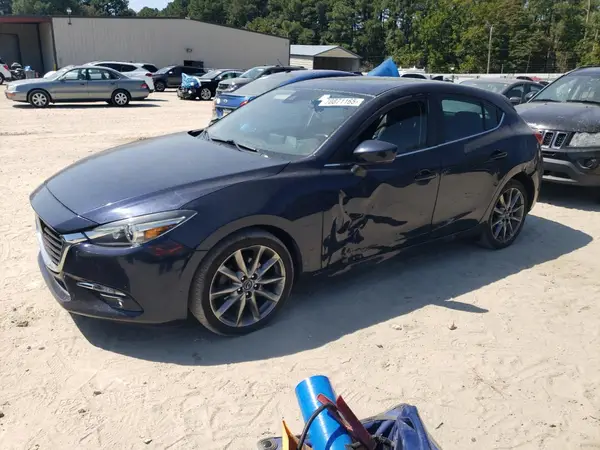 3MZBN1M3XJM245906 2018 MAZDA 3 - Image 1