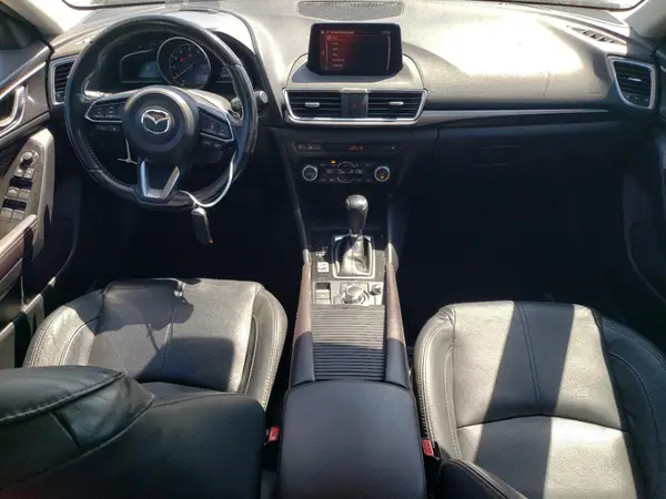 3MZBN1M3XJM245906 2018 MAZDA 3 - Image 8