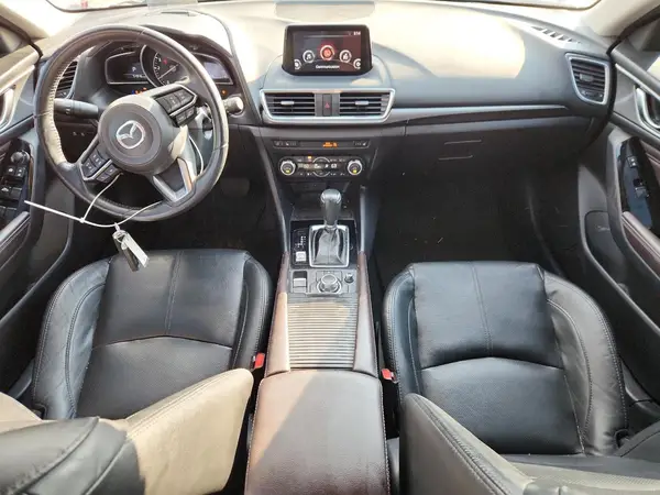 3MZBN1M3XJM269669 2018 MAZDA 3 - Image 8
